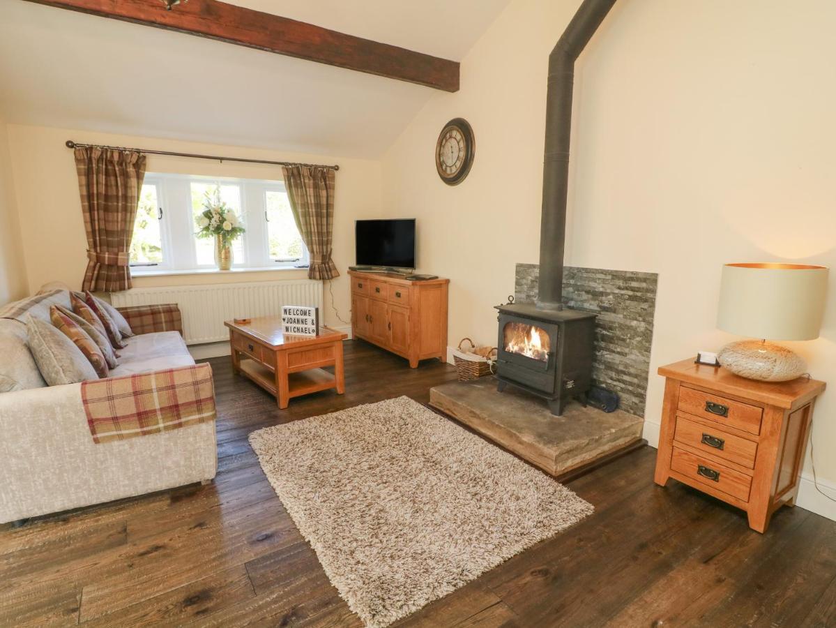 Beckside Cottage Keighley Exterior photo